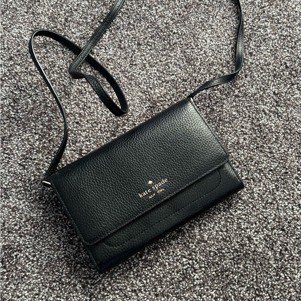 Kate Spade crossbody wallet bag